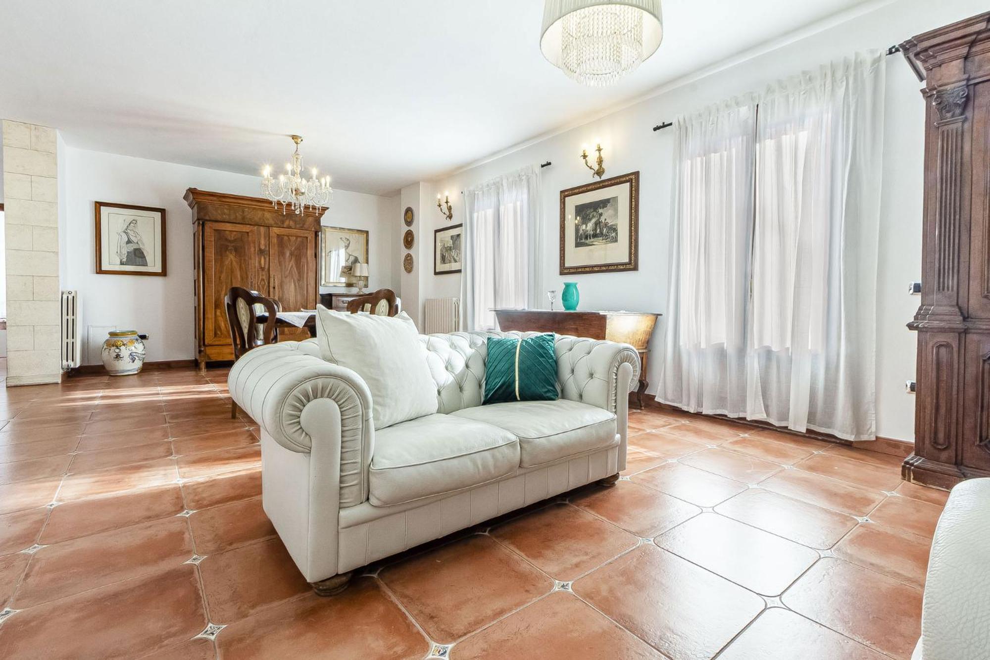 סאסארי Exclusive Roth Apartments מראה חיצוני תמונה