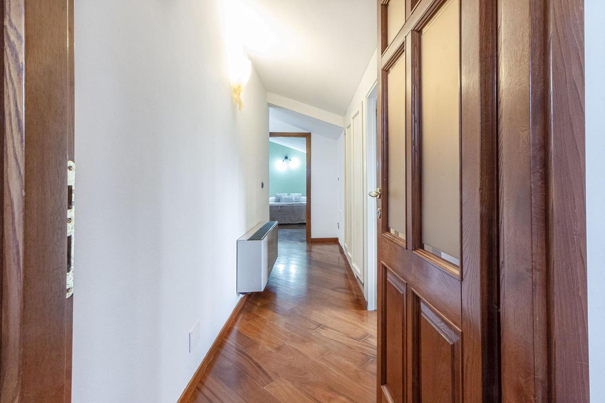 סאסארי Exclusive Roth Apartments מראה חיצוני תמונה