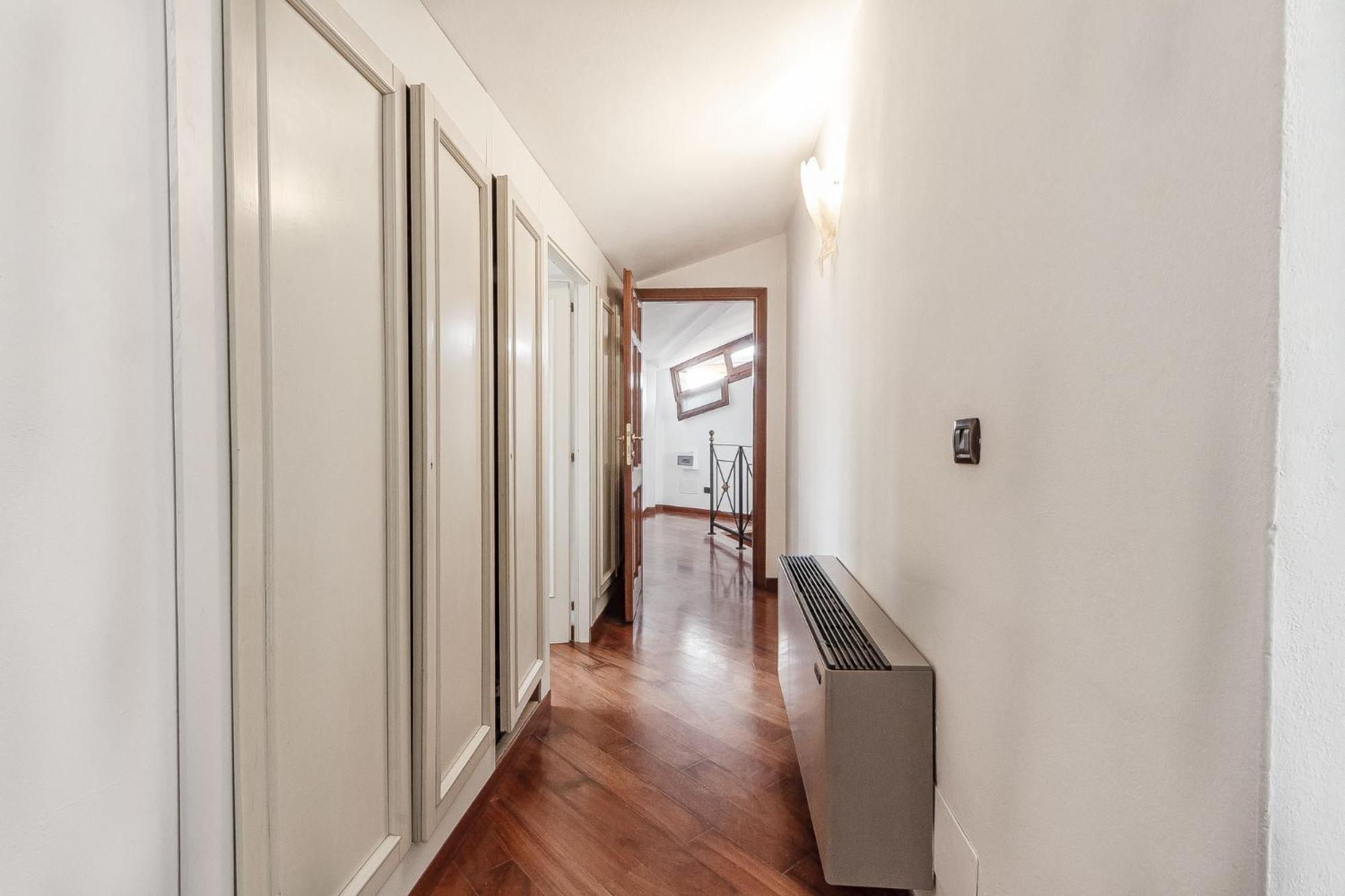סאסארי Exclusive Roth Apartments חדר תמונה
