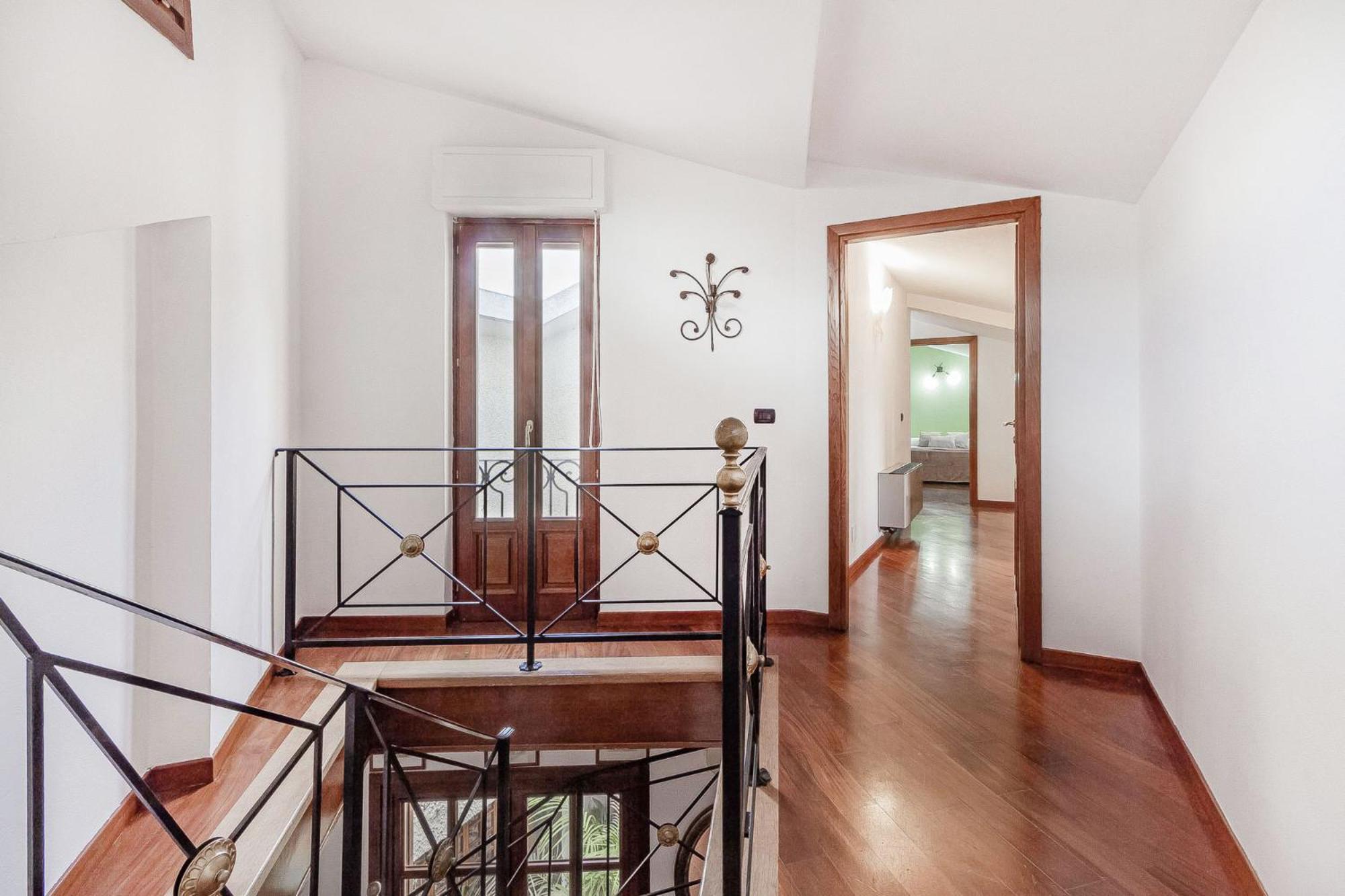סאסארי Exclusive Roth Apartments מראה חיצוני תמונה